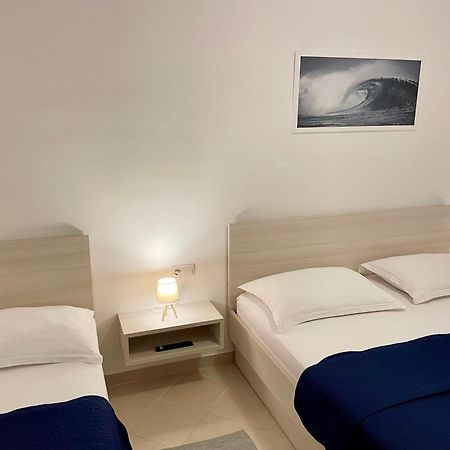 Aurelia Apartment Макарска Екстериор снимка