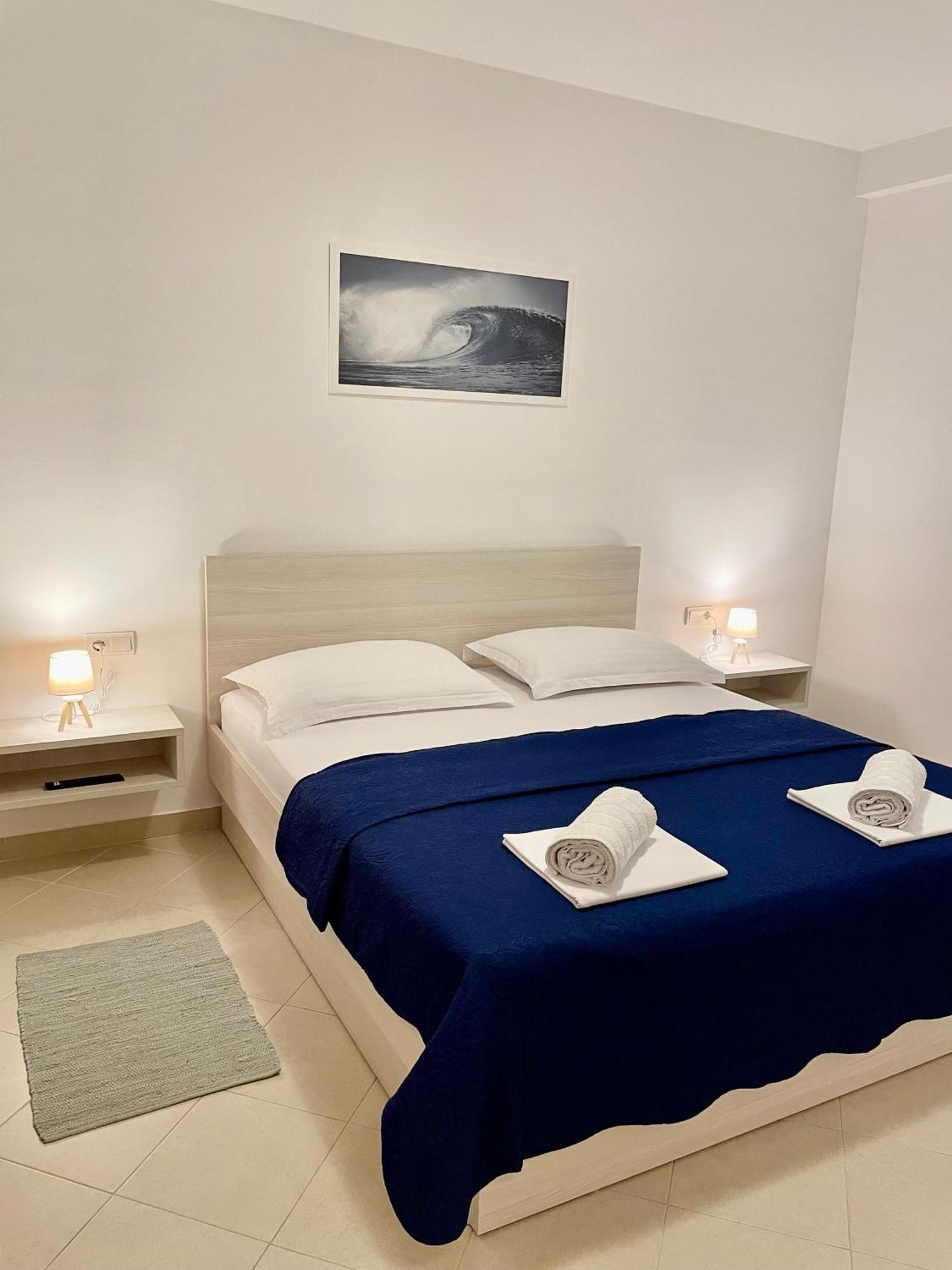 Aurelia Apartment Макарска Екстериор снимка